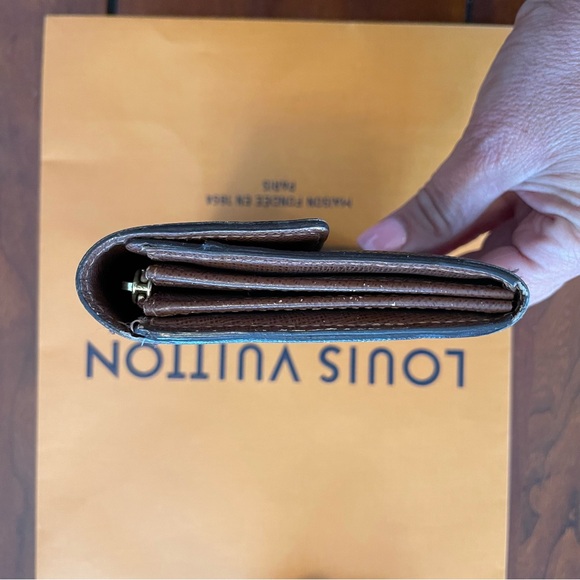 Louis Vuitton Monogram Sara Long Wallet - Picture 9 of 16